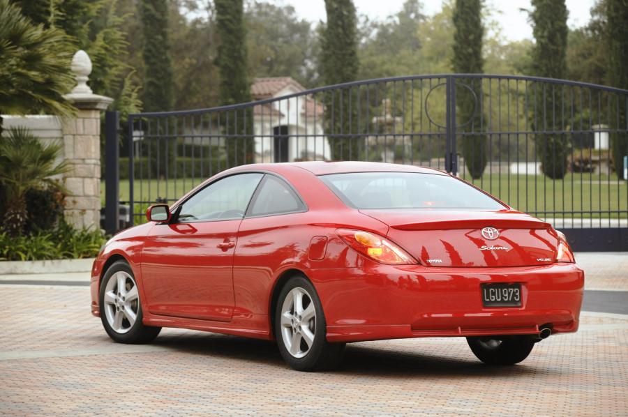  Toyota Camry Solara 2005 года  (фото 16 из 29)
